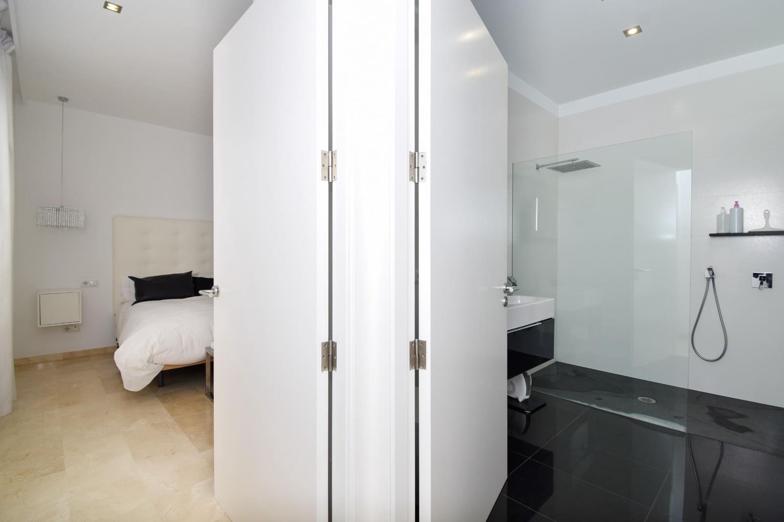 5 sypialnia Willa na sprzedaż w Muro z basenem garażem - 1 050 000 € (Ref: 9755902)