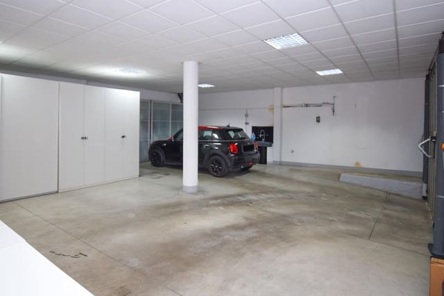 5 makuuhuone Huvila myytävänä paikassa Muro mukana uima-altaan 
autotalli - 1 050 000 € (Ref: 9755902)