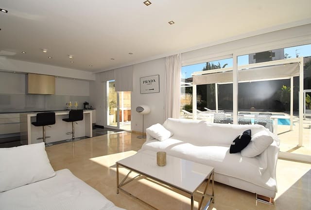 5 makuuhuone Huvila myytävänä paikassa Muro mukana uima-altaan 
autotalli - 1 050 000 € (Ref: 9755902)