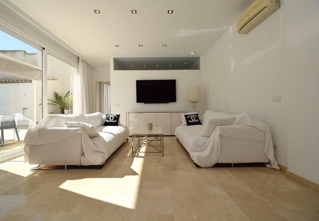 5 makuuhuone Huvila myytävänä paikassa Muro mukana uima-altaan 
autotalli - 1 050 000 € (Ref: 9755902)