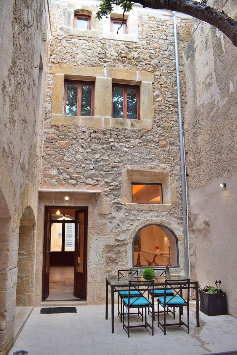 6 sypialnia Willa na sprzedaż w Arta z basenem garażem - 1 519 000 € (Ref: 9755903)