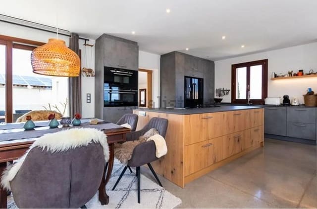 Casa de 4 habitaciones en Muro en venta con garaje - 1.550.000 € (Ref: 9755910)