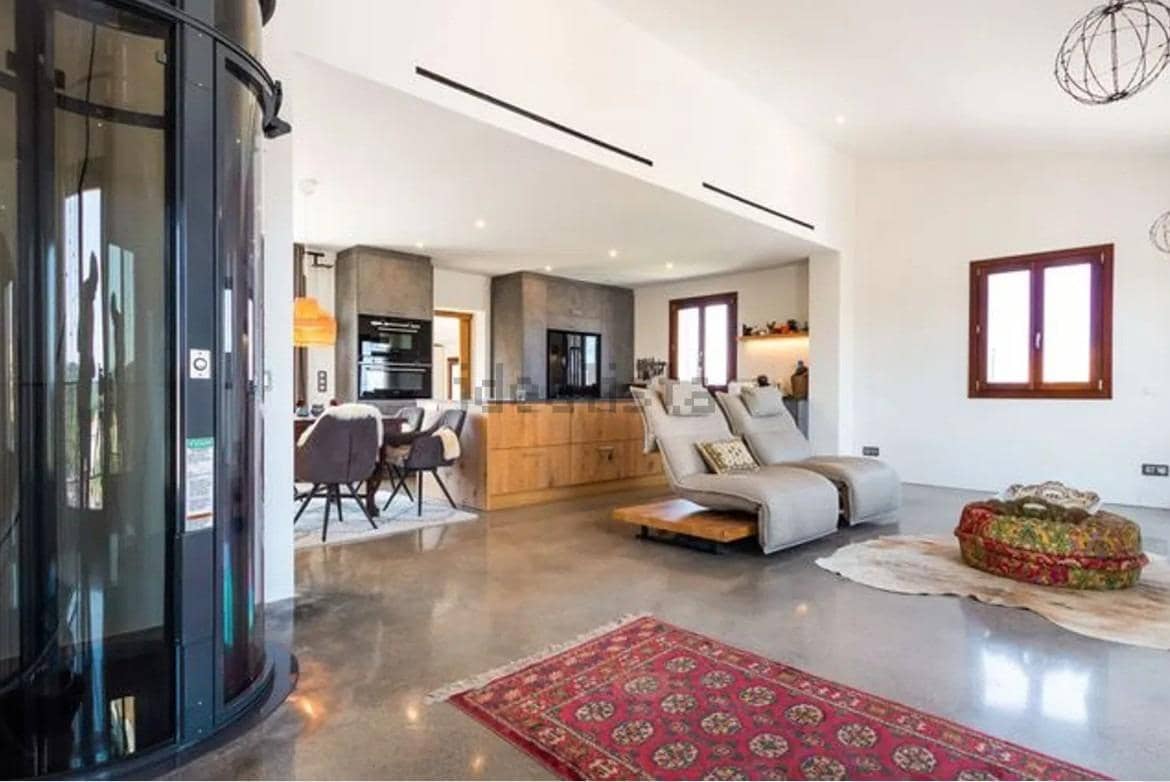 Casa de 4 habitaciones en Muro en venta con garaje - 1.550.000 € (Ref: 9755910)