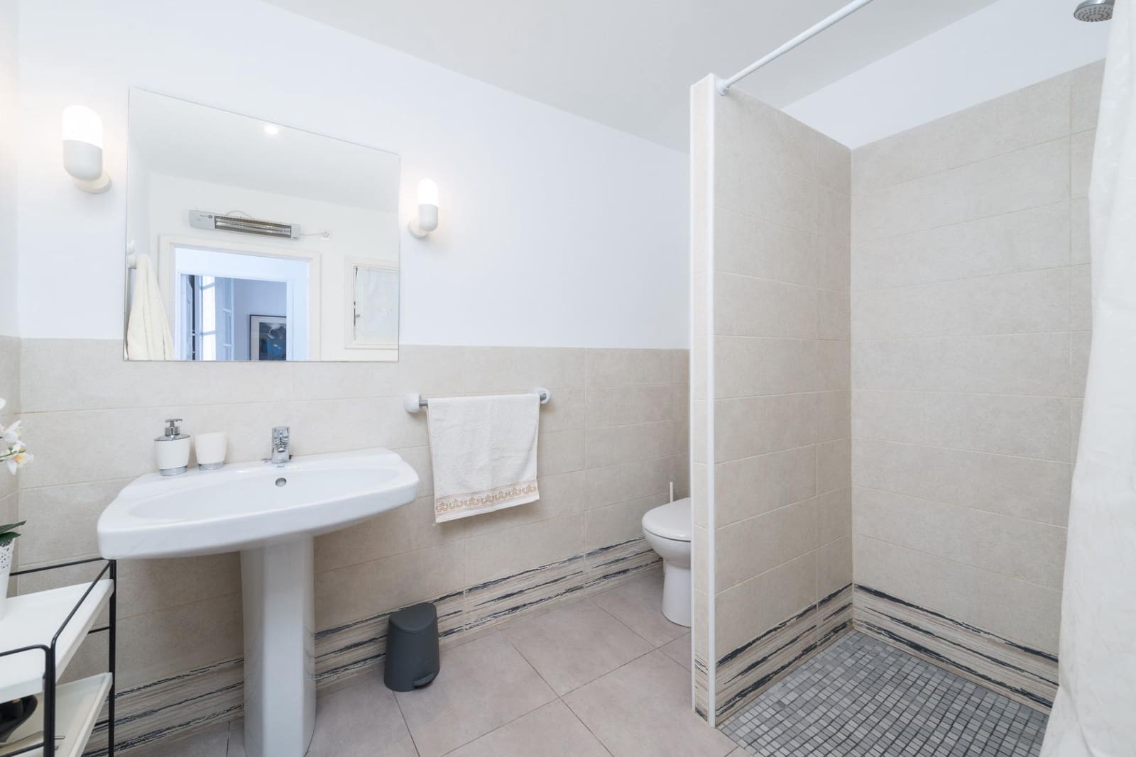 8 soverom Rekkehus til salgs i Ca'n Picafort med garasje - € 1 295 000 (Ref: 9755912)