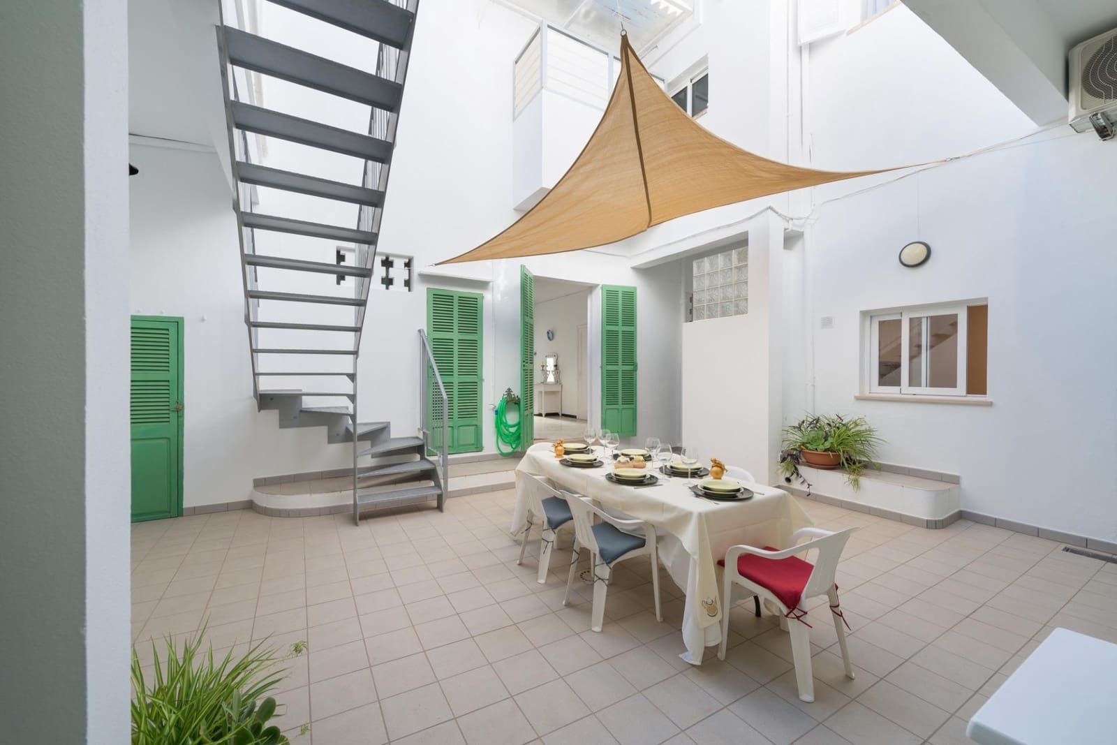 8 soverom Rekkehus til salgs i Ca'n Picafort med garasje - € 1 295 000 (Ref: 9755912)