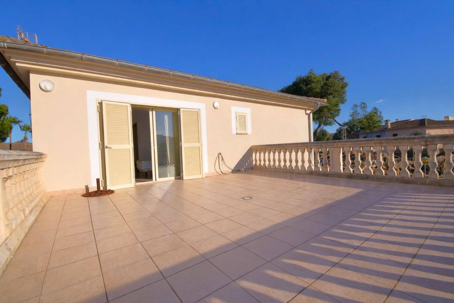 Chalet de 5 habitaciones en Muro en venta con garaje - 750.000 € (Ref: 9755915)