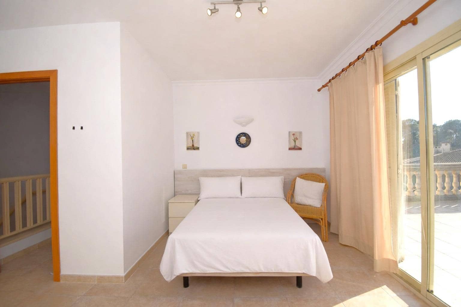 Chalet de 5 habitaciones en Muro en venta con garaje - 750.000 € (Ref: 9755915)