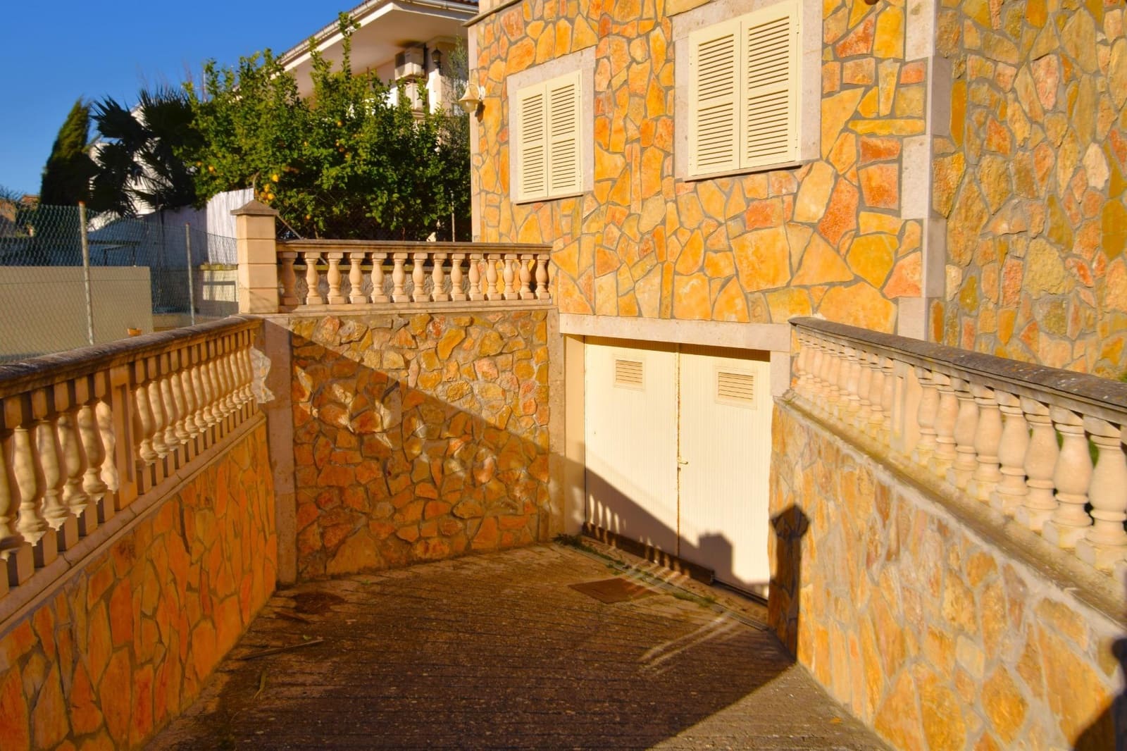 Chalet de 5 habitaciones en Muro en venta con garaje - 750.000 € (Ref: 9755915)