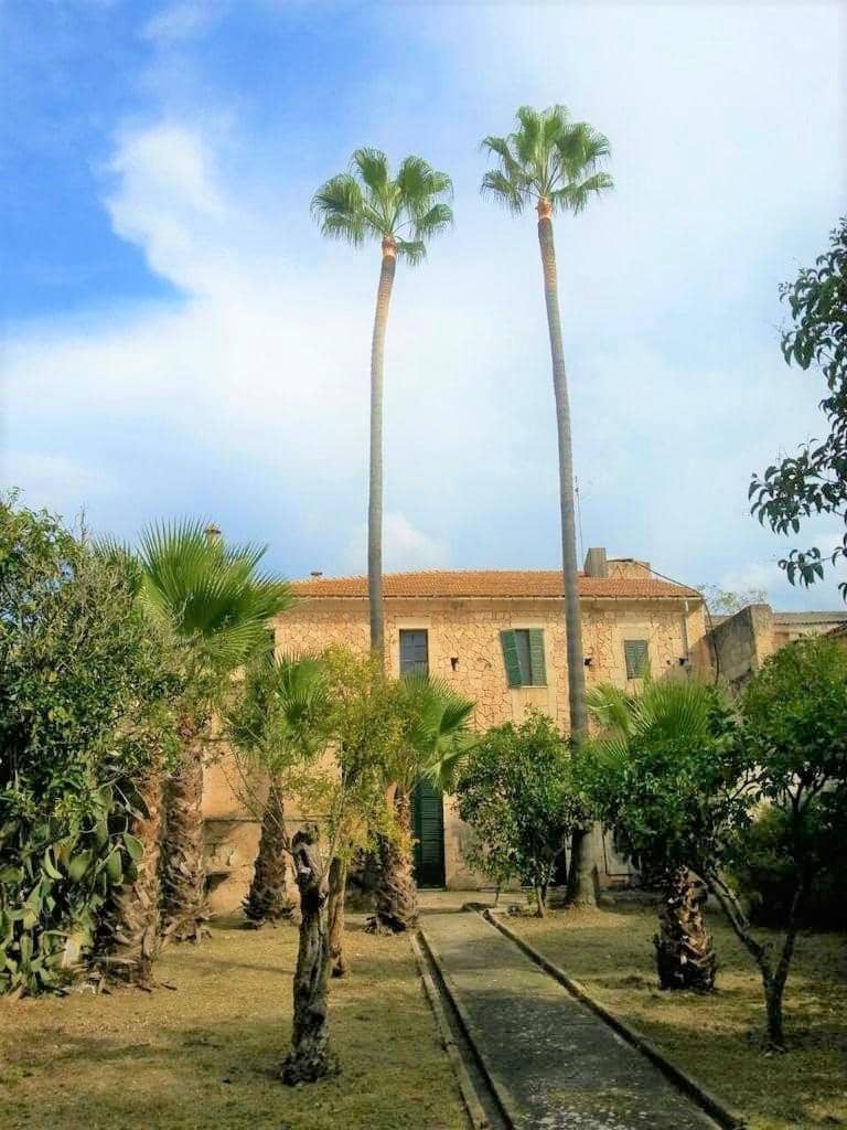 Chalet de 6 habitaciones en Muro en venta con garaje - 640.000 € (Ref: 9755917)