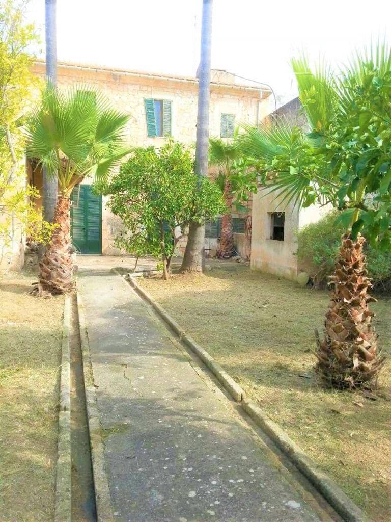 Chalet de 6 habitaciones en Muro en venta con garaje - 640.000 € (Ref: 9755917)