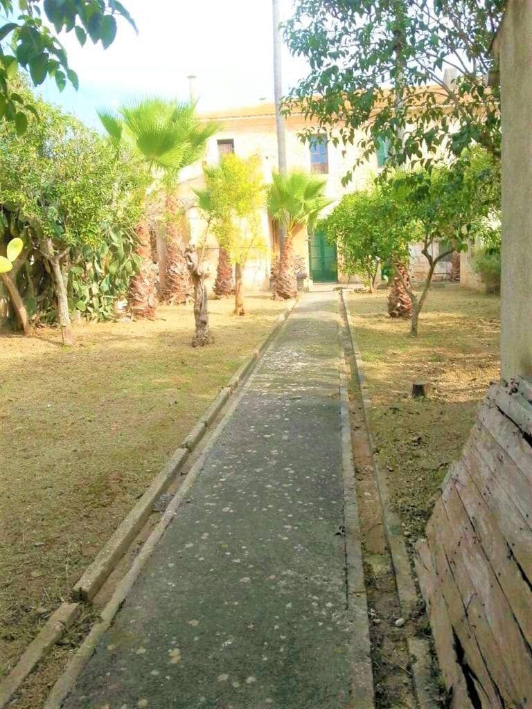 Chalet de 6 habitaciones en Muro en venta con garaje - 640.000 € (Ref: 9755917)