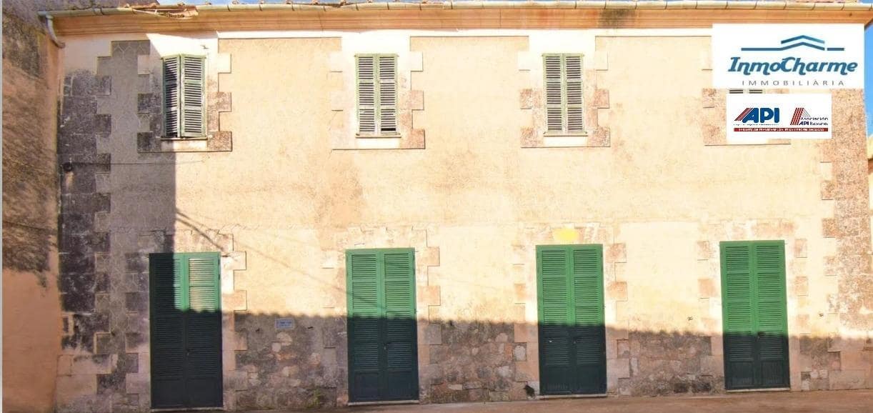 Chalet de 6 habitaciones en Muro en venta con garaje - 640.000 € (Ref: 9755917)