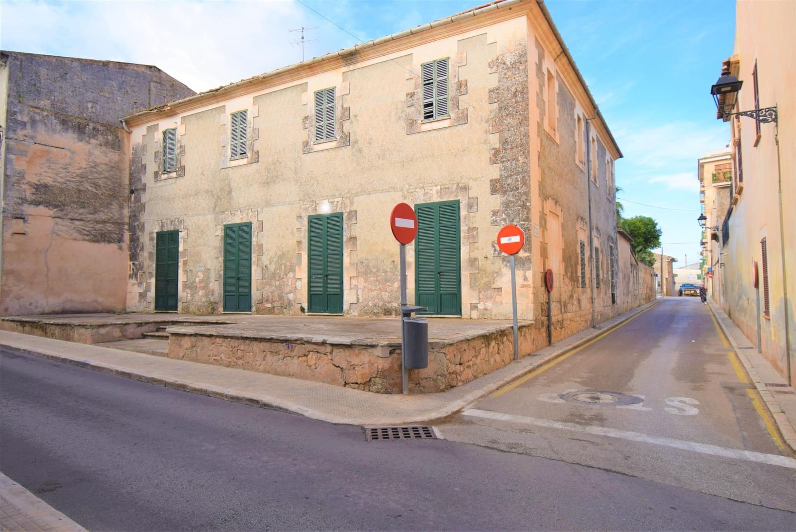 Chalet de 6 habitaciones en Muro en venta con garaje - 640.000 € (Ref: 9755917)