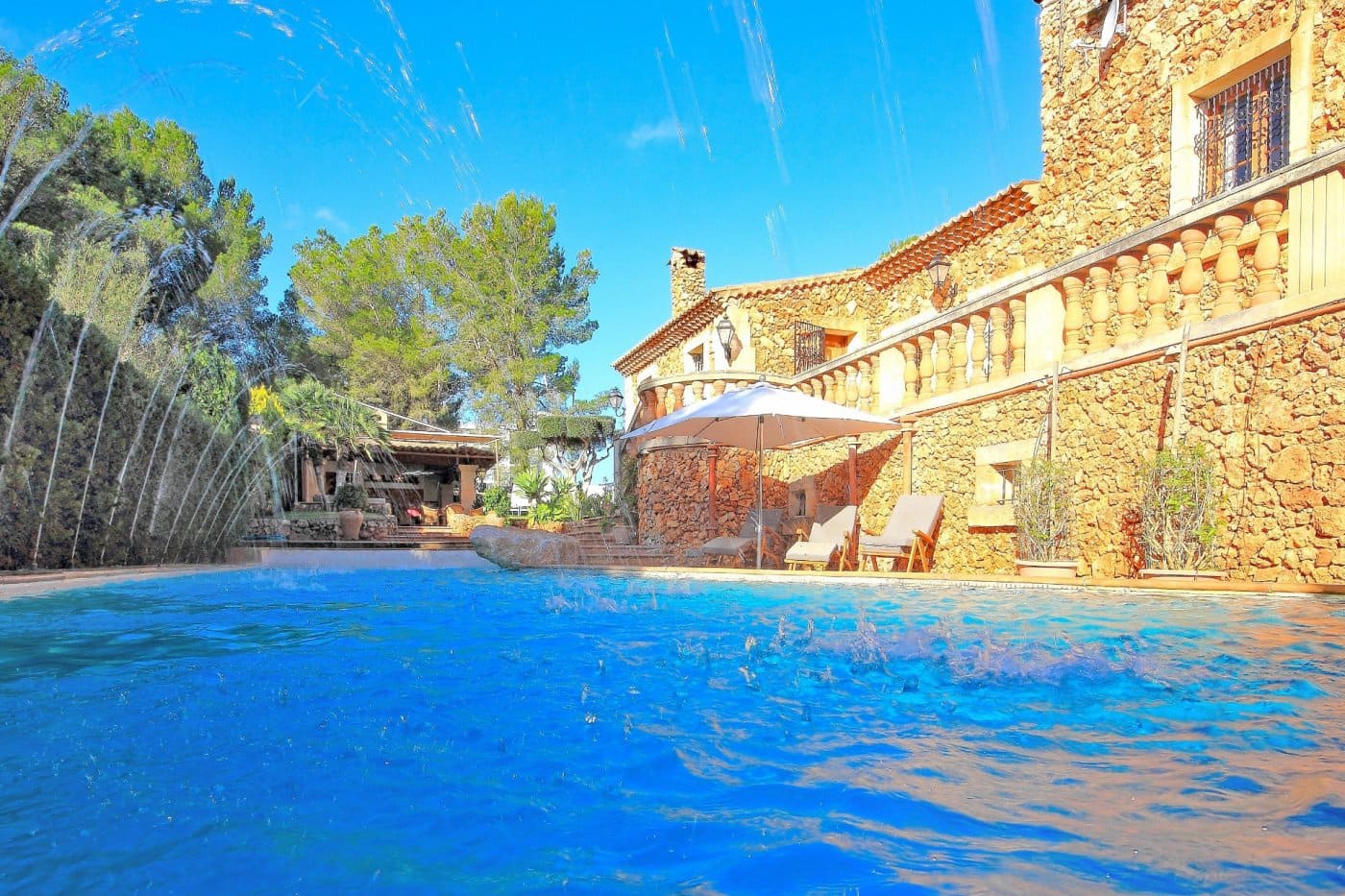 5 soveværelse Villa til salg i Costa de los Pinos med swimmingpool - € 2.400.000 (Ref: 9759160)