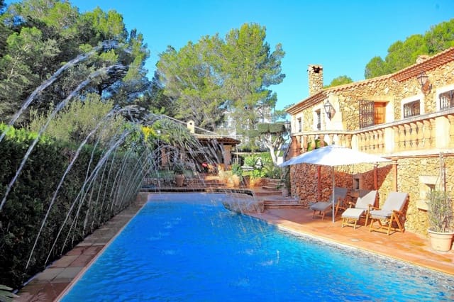 5 soveværelse Villa til salg i Costa de los Pinos, Son Servera med swimmingpool - € 2.400.000 (Ref: 9759160)