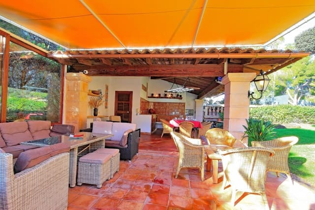 5 soveværelse Villa til salg i Costa de los Pinos, Son Servera med swimmingpool - € 2.400.000 (Ref: 9759160)