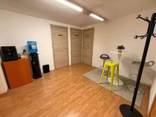 Kommersiell till salu i Palma de Mallorca - 395 000 € (Ref: 9778352)