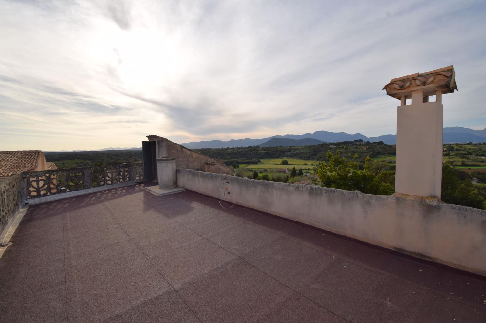 Casa de 3 habitaciones en Llubí en venta con garaje - 570.000 € (Ref: 9794871)