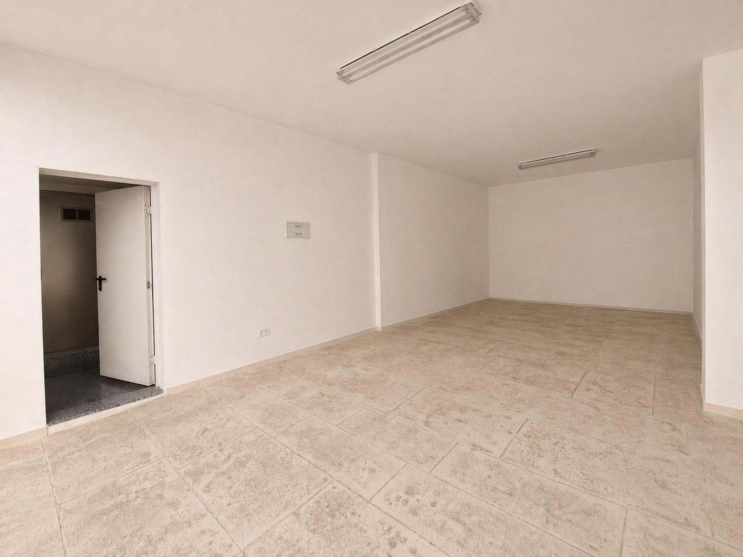 Comercial para venda em Muro - 90 000 € (Ref: 9797322)