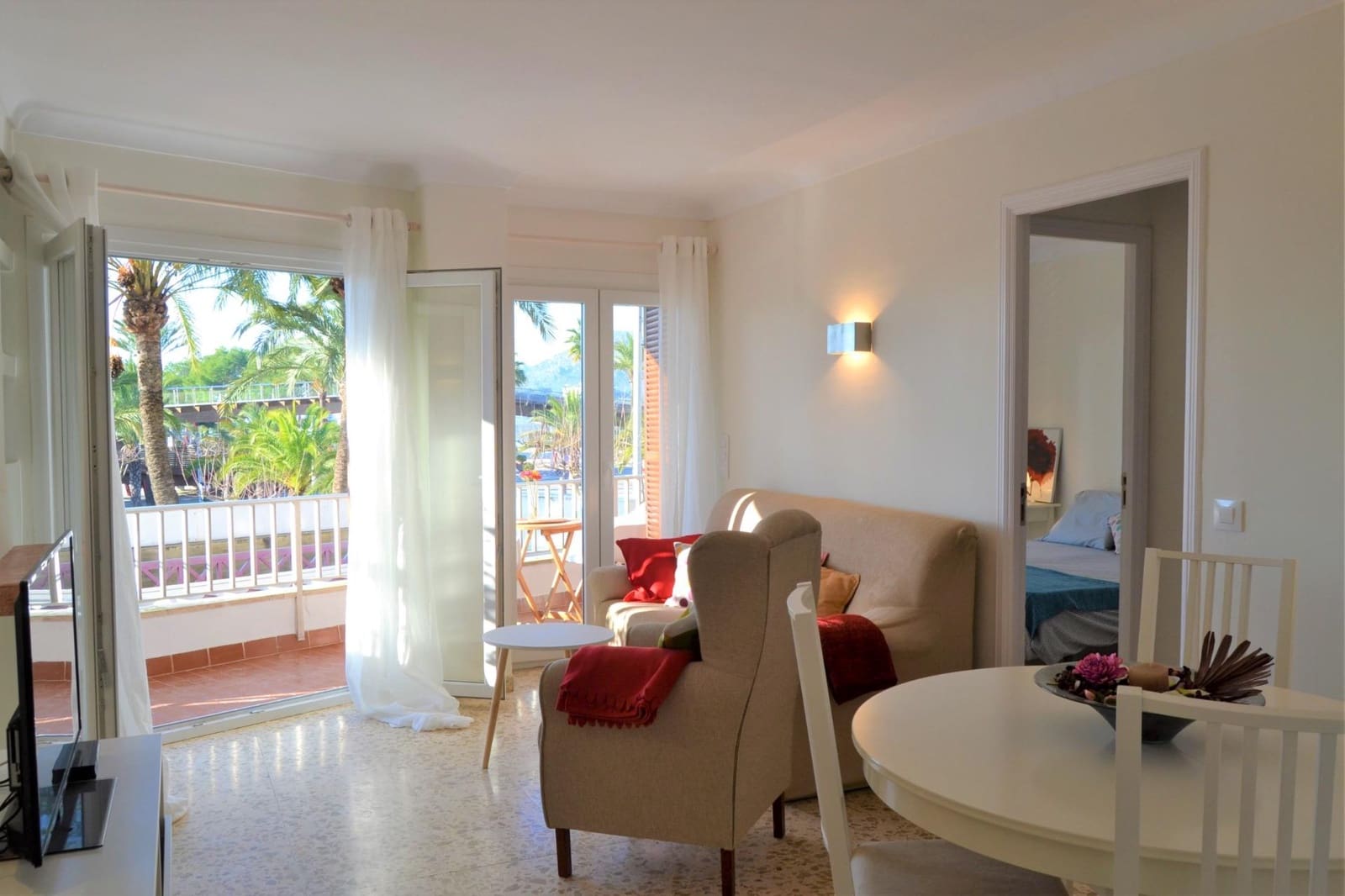 3 sypialnia Mieszkanie do wynajęcia w Alcudia - 2 640 € (Ref: 9797324)