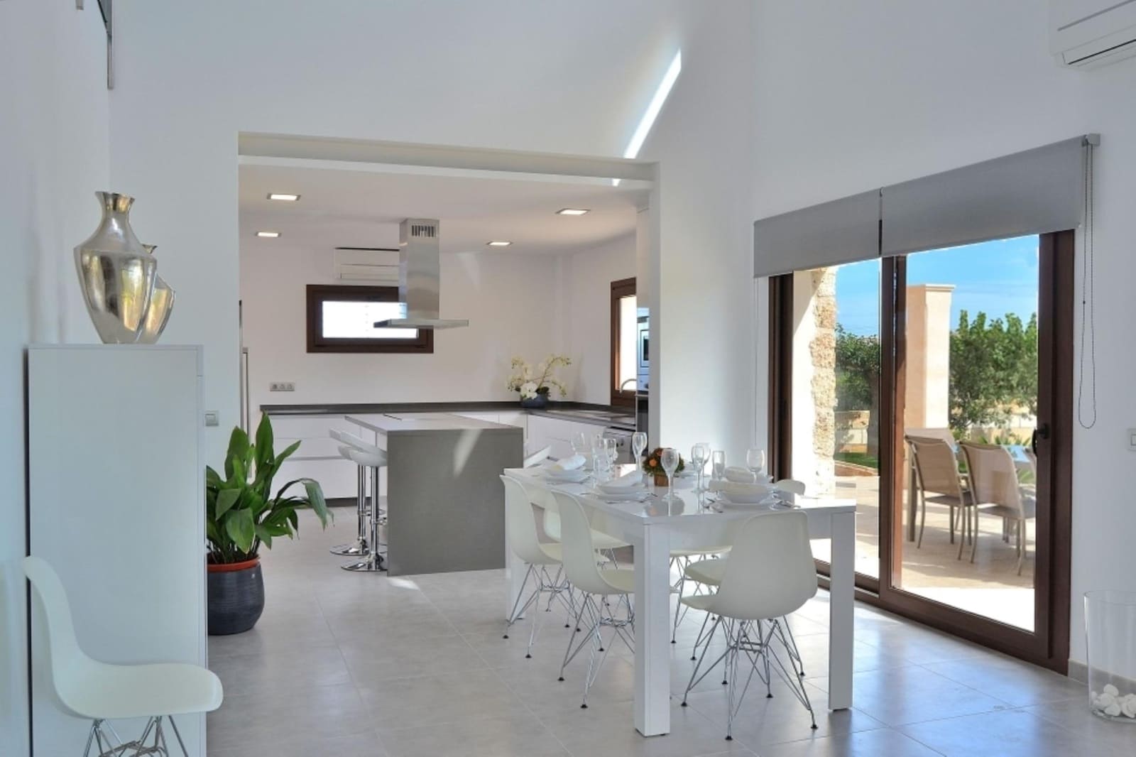 4 bedroom Finca/Country House for rent in Muro with pool - € 5,000 (Ref: 9797325)