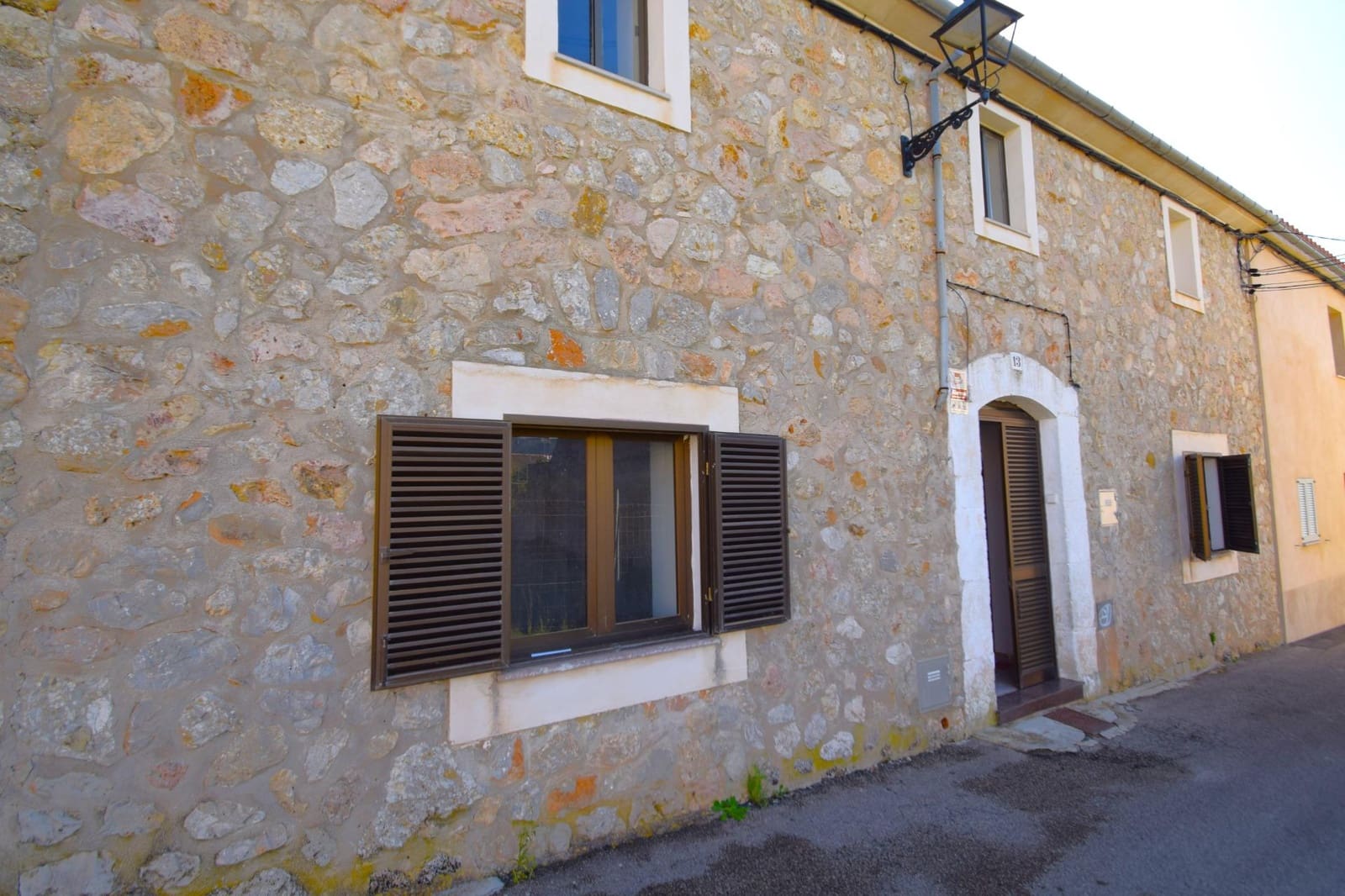 5 bedroom Townhouse for sale in Campanet - € 500,000 (Ref: 9797326)