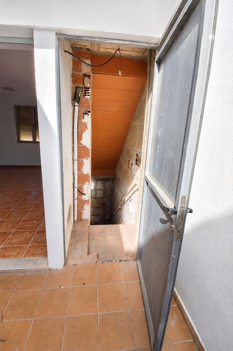 4 bedroom Townhouse for sale in Santa Margalida with garage - € 415,000 (Ref: 9829365)