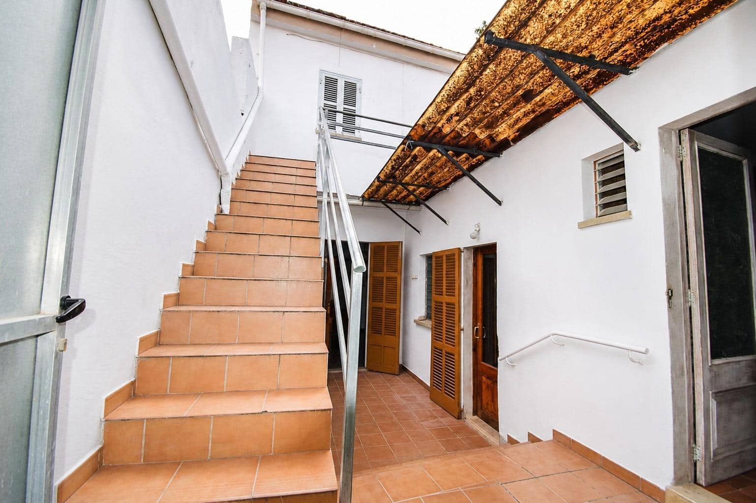 4 bedroom Townhouse for sale in Santa Margalida with garage - € 415,000 (Ref: 9829365)