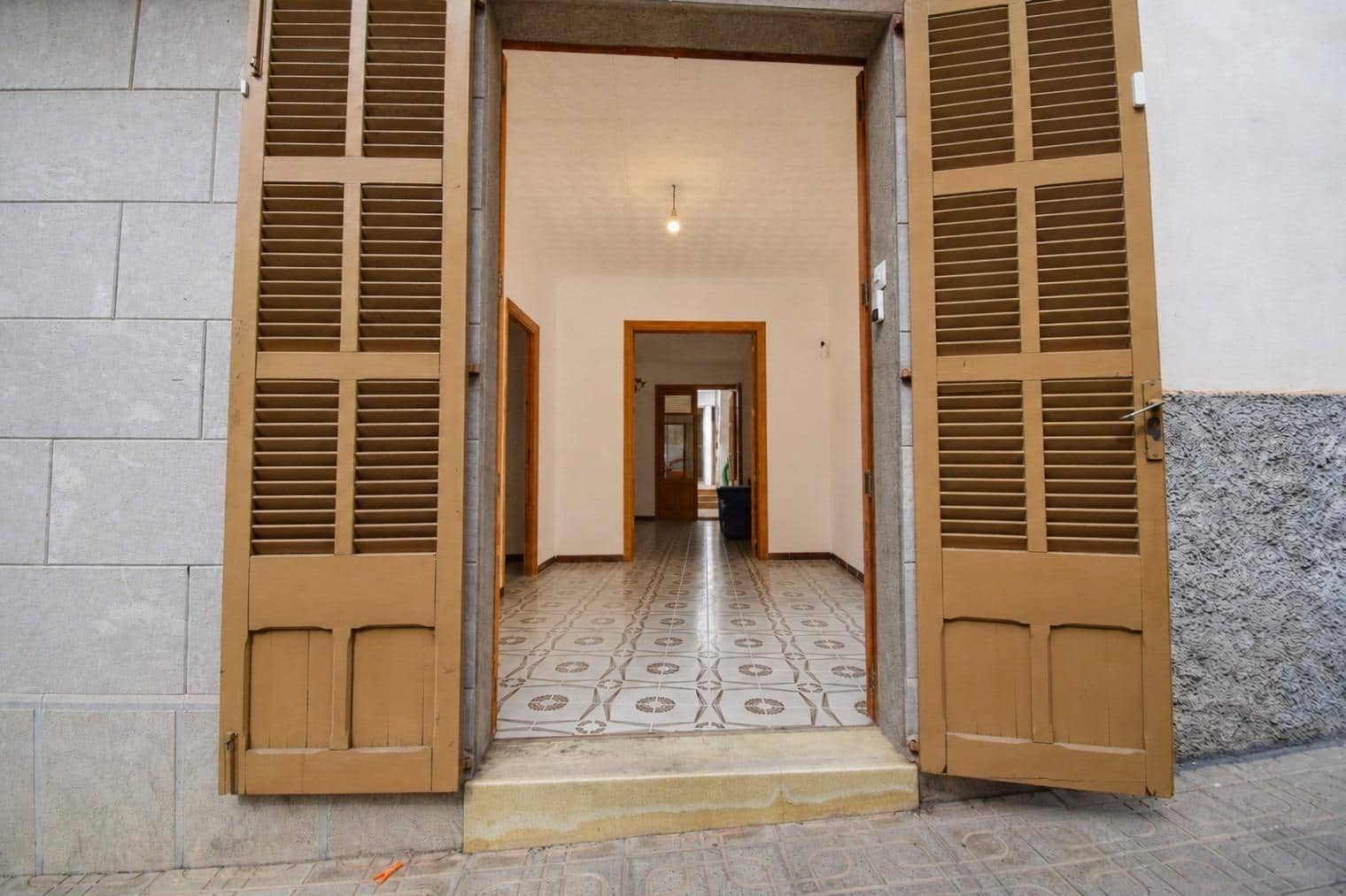 4 bedroom Townhouse for sale in Santa Margalida with garage - € 415,000 (Ref: 9829365)