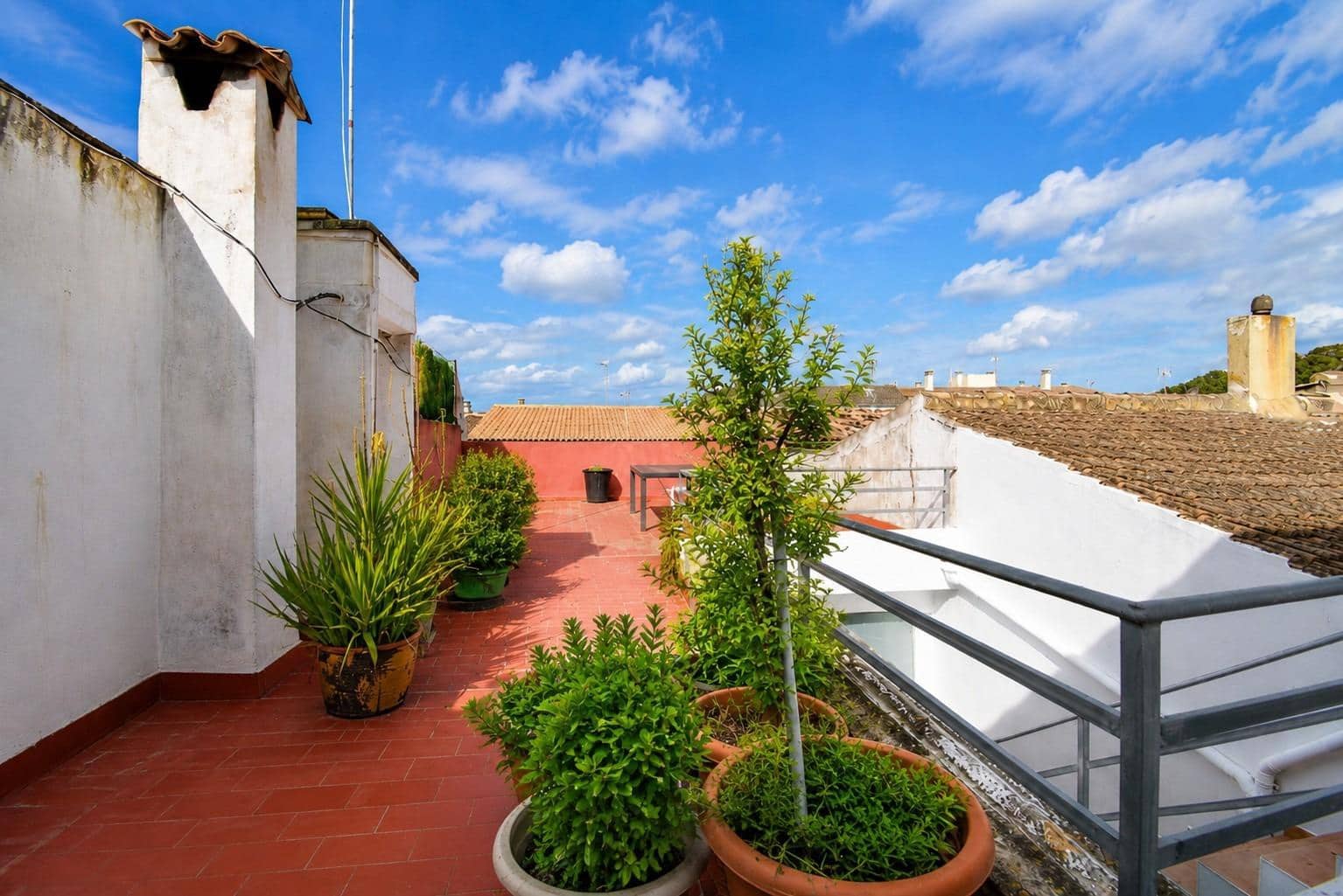 4 bedroom Townhouse for sale in Santa Margalida with garage - € 415,000 (Ref: 9829365)