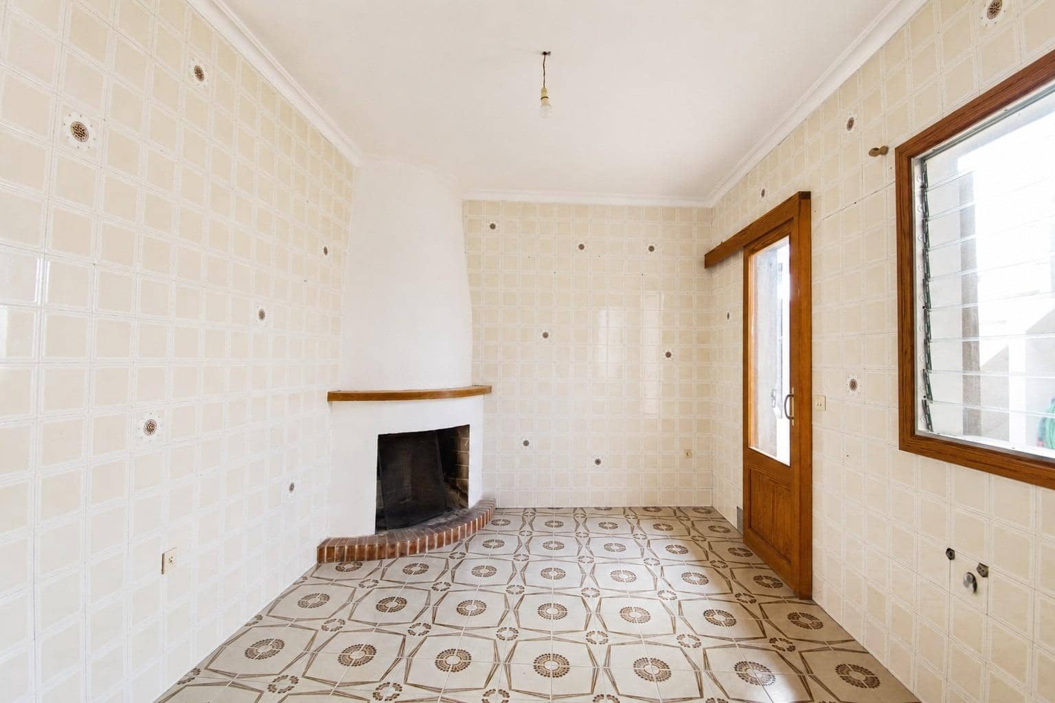 4 bedroom Townhouse for sale in Santa Margalida with garage - € 415,000 (Ref: 9829365)