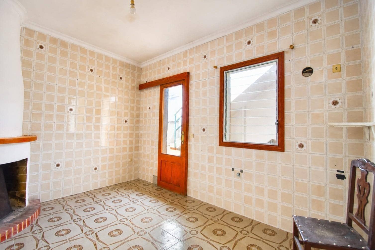 4 bedroom Townhouse for sale in Santa Margalida with garage - € 415,000 (Ref: 9829365)