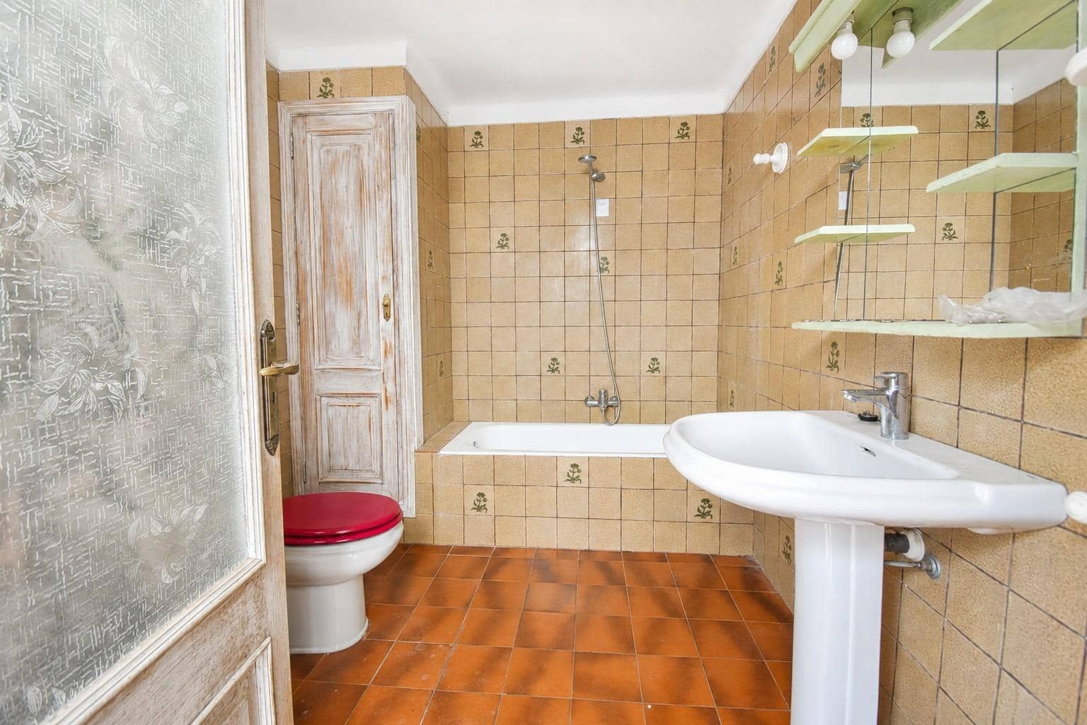 4 bedroom Townhouse for sale in Santa Margalida with garage - € 415,000 (Ref: 9829365)