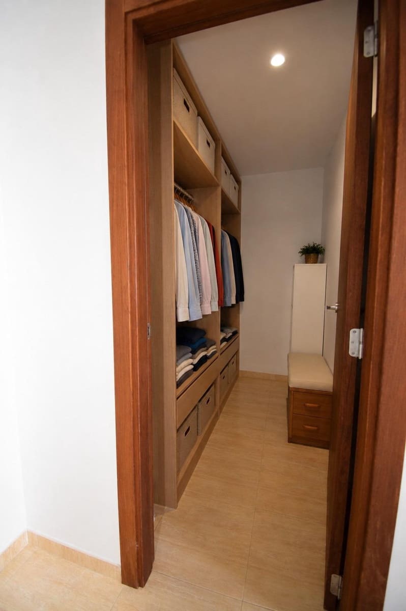 3 bedroom Flat for sale in Muro - € 358,000 (Ref: 9846625)