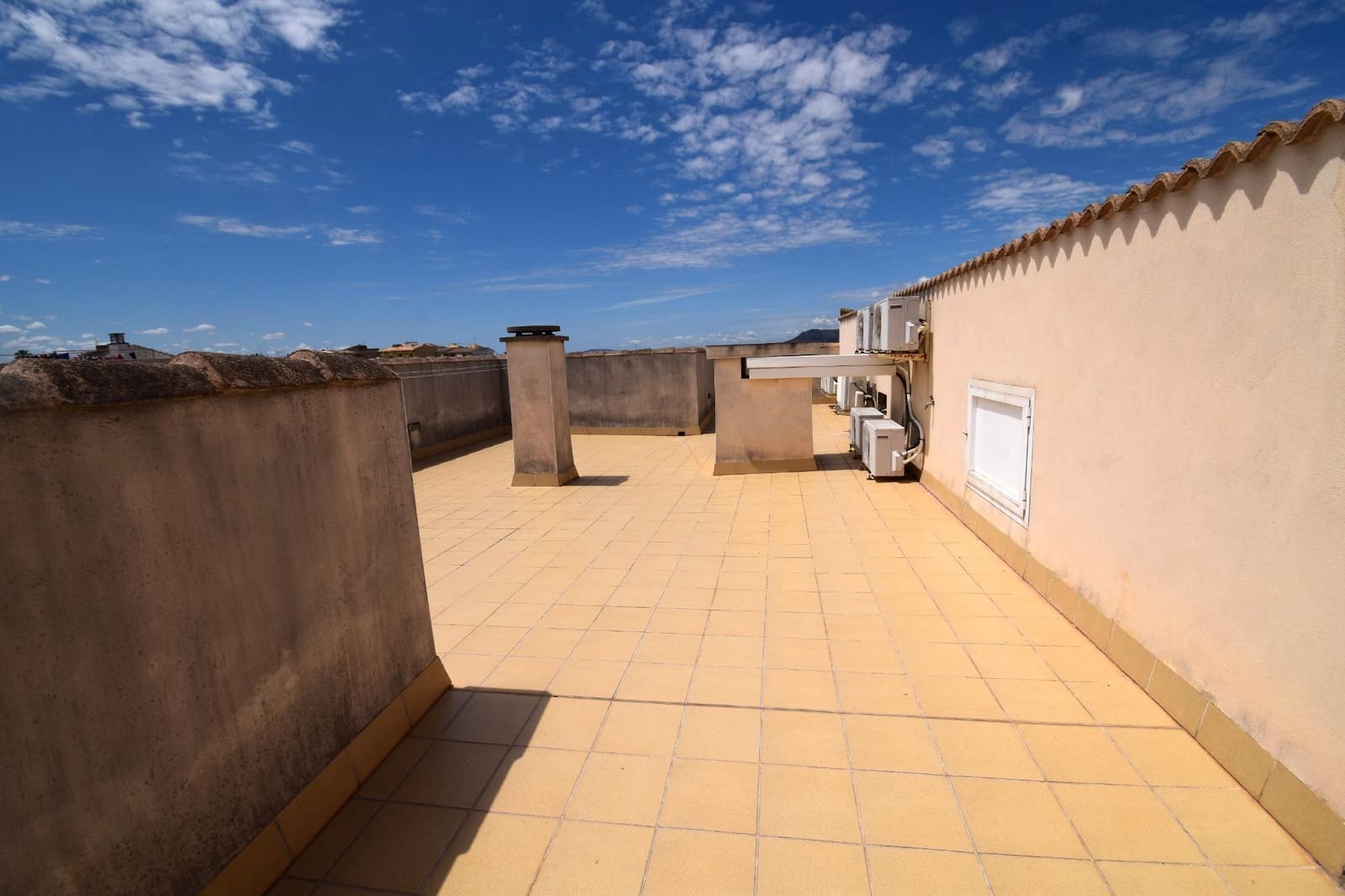3 bedroom Flat for sale in Muro - € 358,000 (Ref: 9846625)