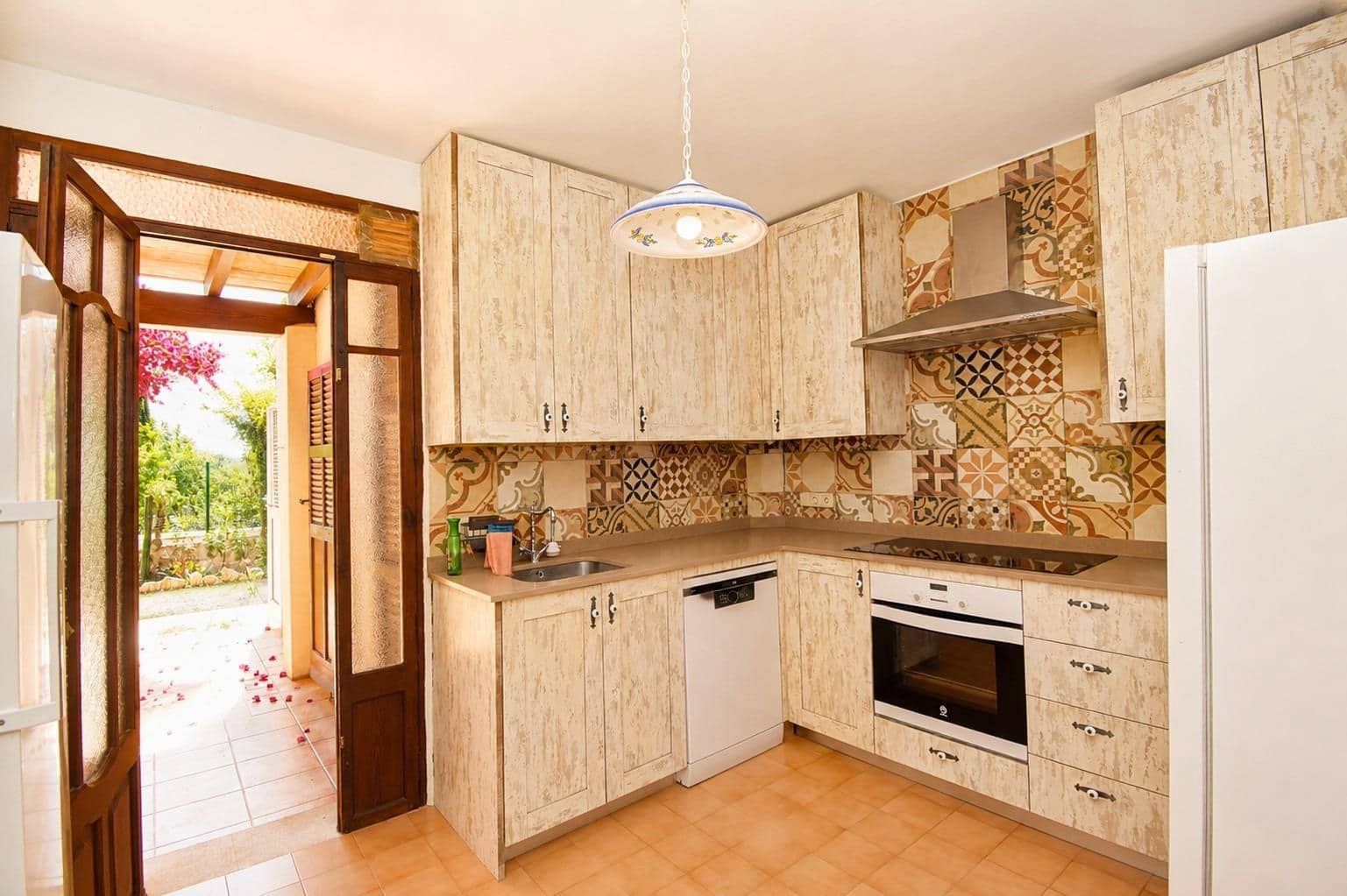 3 bedroom Townhouse for sale in Ullaro - € 650,000 (Ref: 9849622)