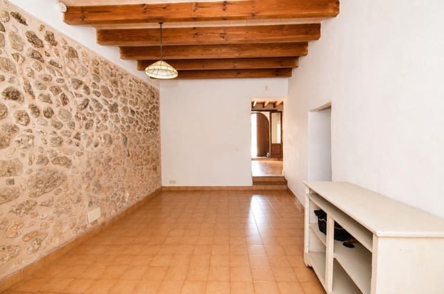 3 bedroom Townhouse for sale in Ullaro, Campanet - € 650,000 (Ref: 9849622)