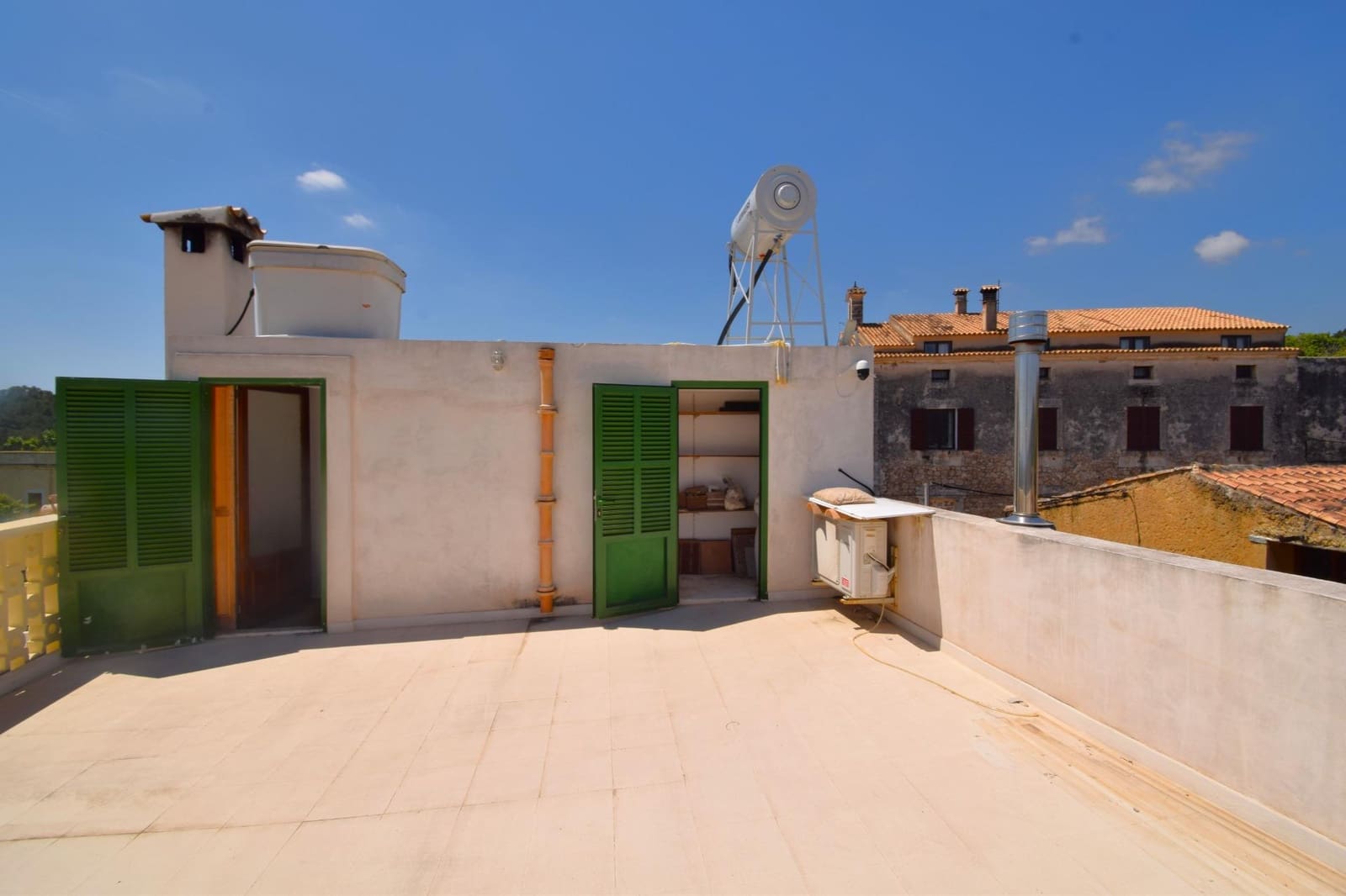 3 bedroom Townhouse for sale in Ullaro - € 650,000 (Ref: 9849622)