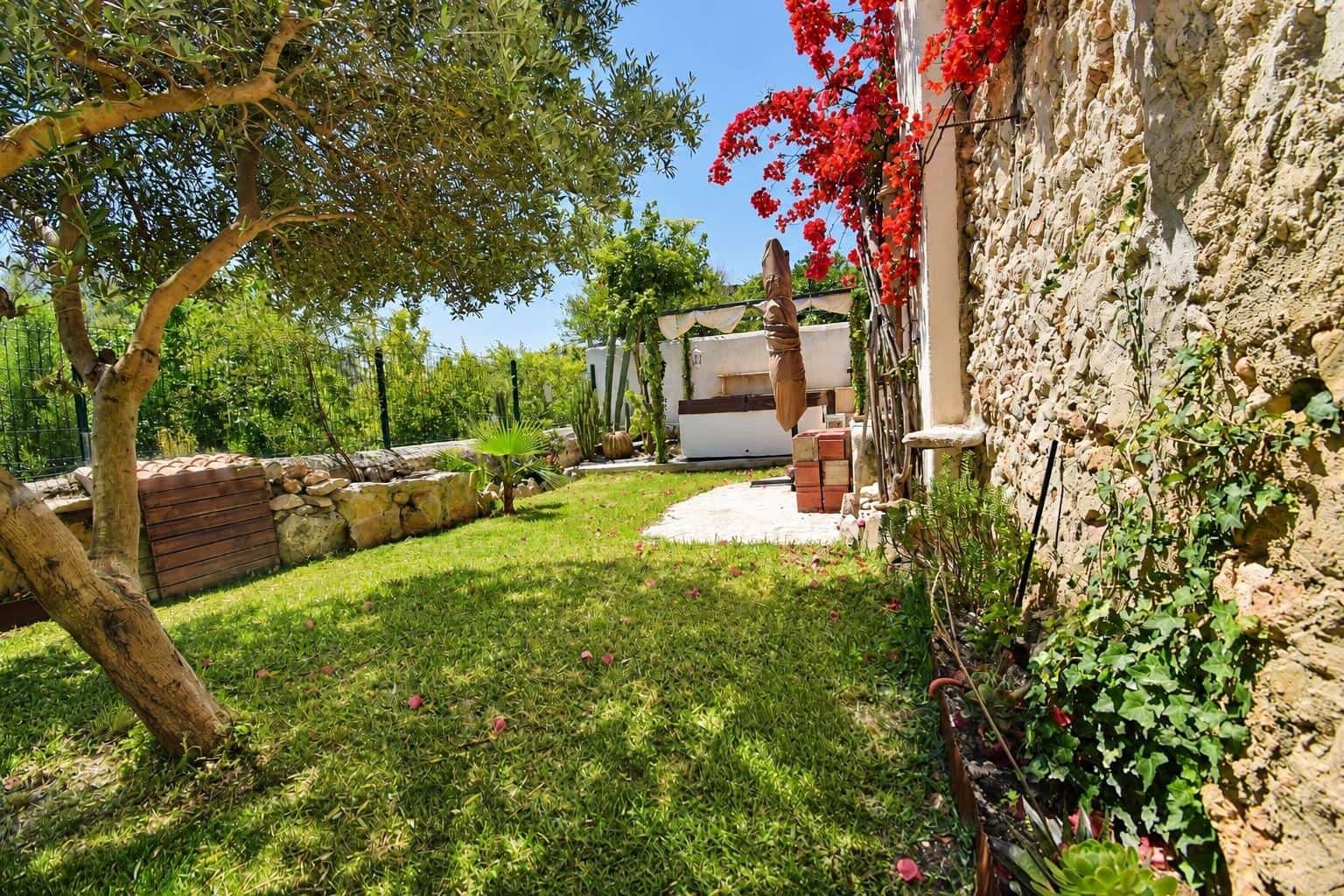 3 bedroom Townhouse for sale in Ullaro - € 650,000 (Ref: 9849622)
