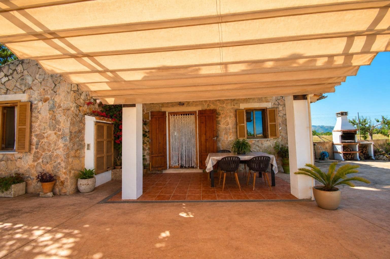 3 bedroom Finca/Country House for rent in Muro with pool garage - € 2,000 (Ref: 9862041)