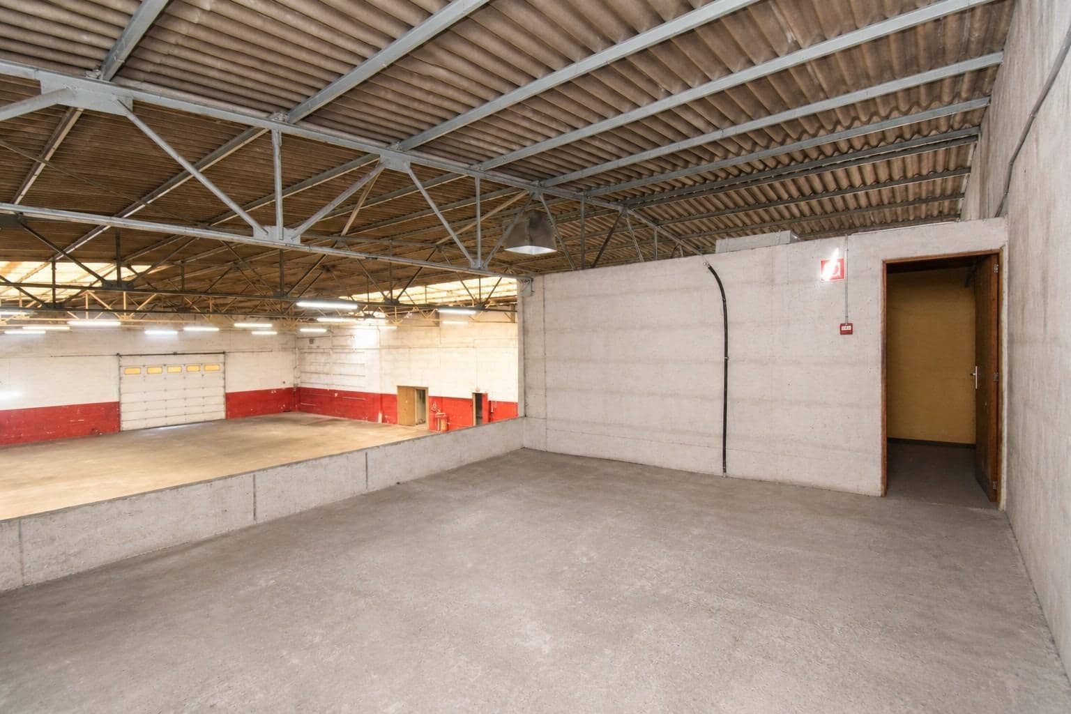 Kommersiell til salgs i Muro - € 850 000 (Ref: 9867143)