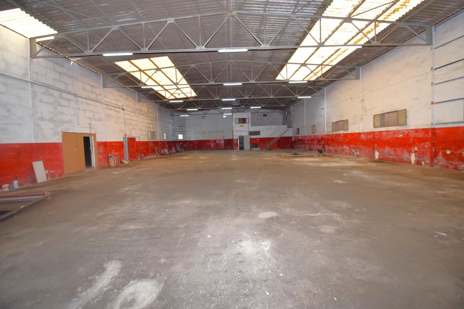 Kommersiell til salgs i Muro - € 850 000 (Ref: 9867143)