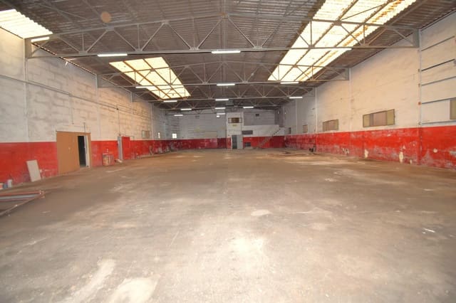 Kommersiell til salgs i Muro - € 850 000 (Ref: 9867143)