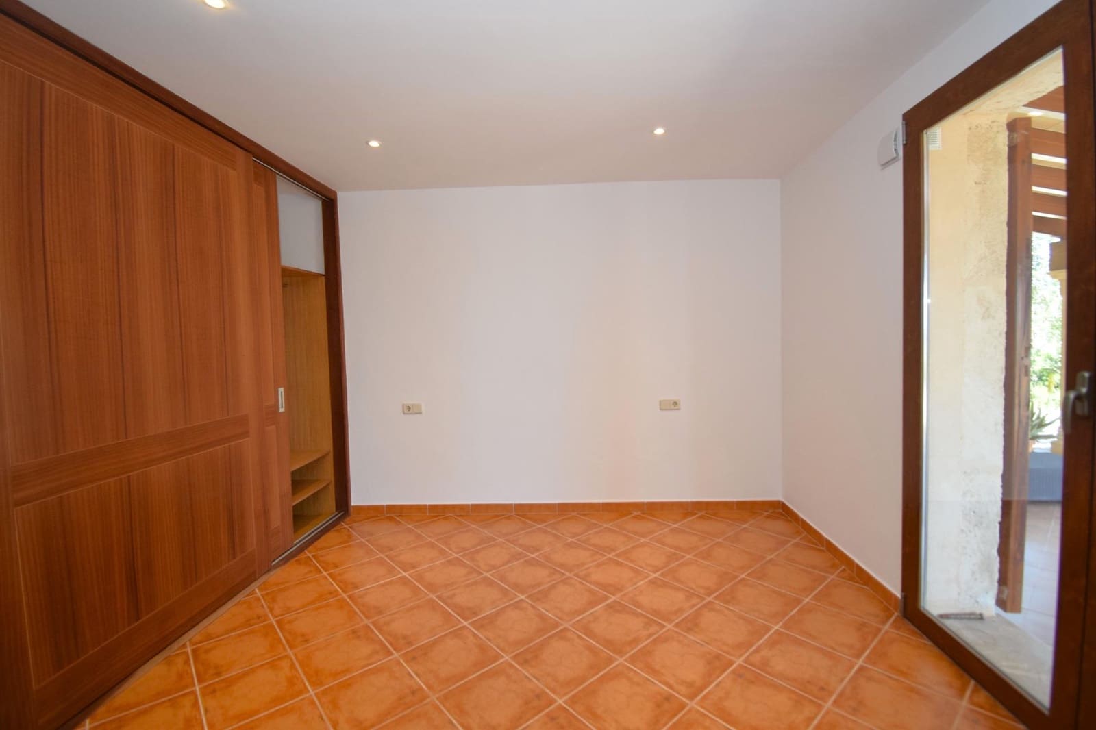 4 camera da letto Finca/Casa di Campagna da affittare in Muro con piscina - 3.000 € (Rif: 9873701)