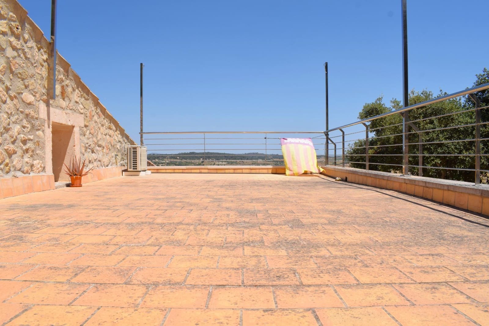 4 camera da letto Finca/Casa di Campagna da affittare in Muro con piscina - 3.000 € (Rif: 9873701)