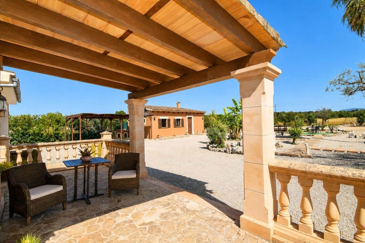 Finca/Casa Rural de 5 habitaciones en Sencelles en venta con piscina - 970.000 € (Ref: 9896228)
