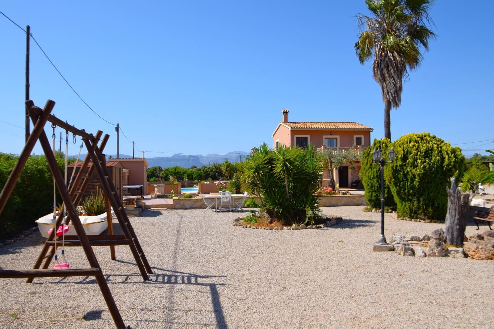 Finca/Casa Rural de 5 habitaciones en Sencelles en venta con piscina - 970.000 € (Ref: 9896228)