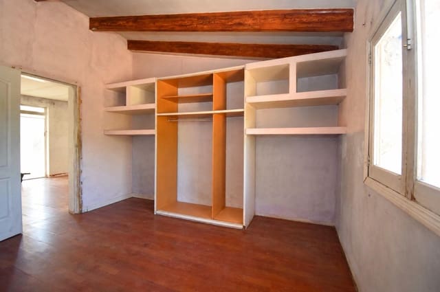 2 slaapkamer Finca/Landhuis te koop in Muro - € 410.000 (Ref: 9936557)