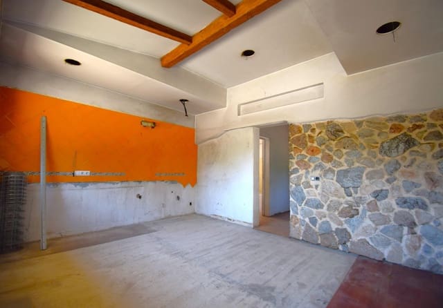 2 slaapkamer Finca/Landhuis te koop in Muro - € 410.000 (Ref: 9936557)