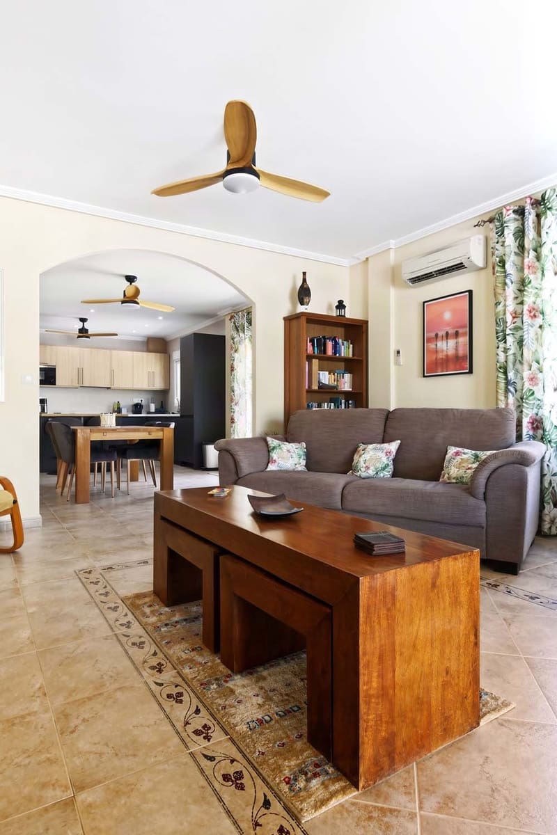 4 camera da letto Villa in vendita in Pinar de Campoverde con piscina garage - 695.000 € (Rif: 10024449)